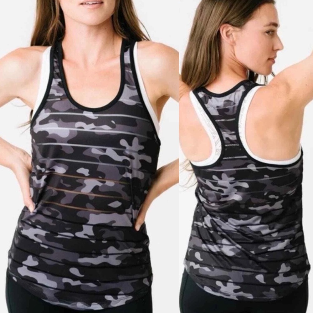 ZYIA Active Black Gray Camo Racerback Tank Top Size Medium Workout Yoga Tennis